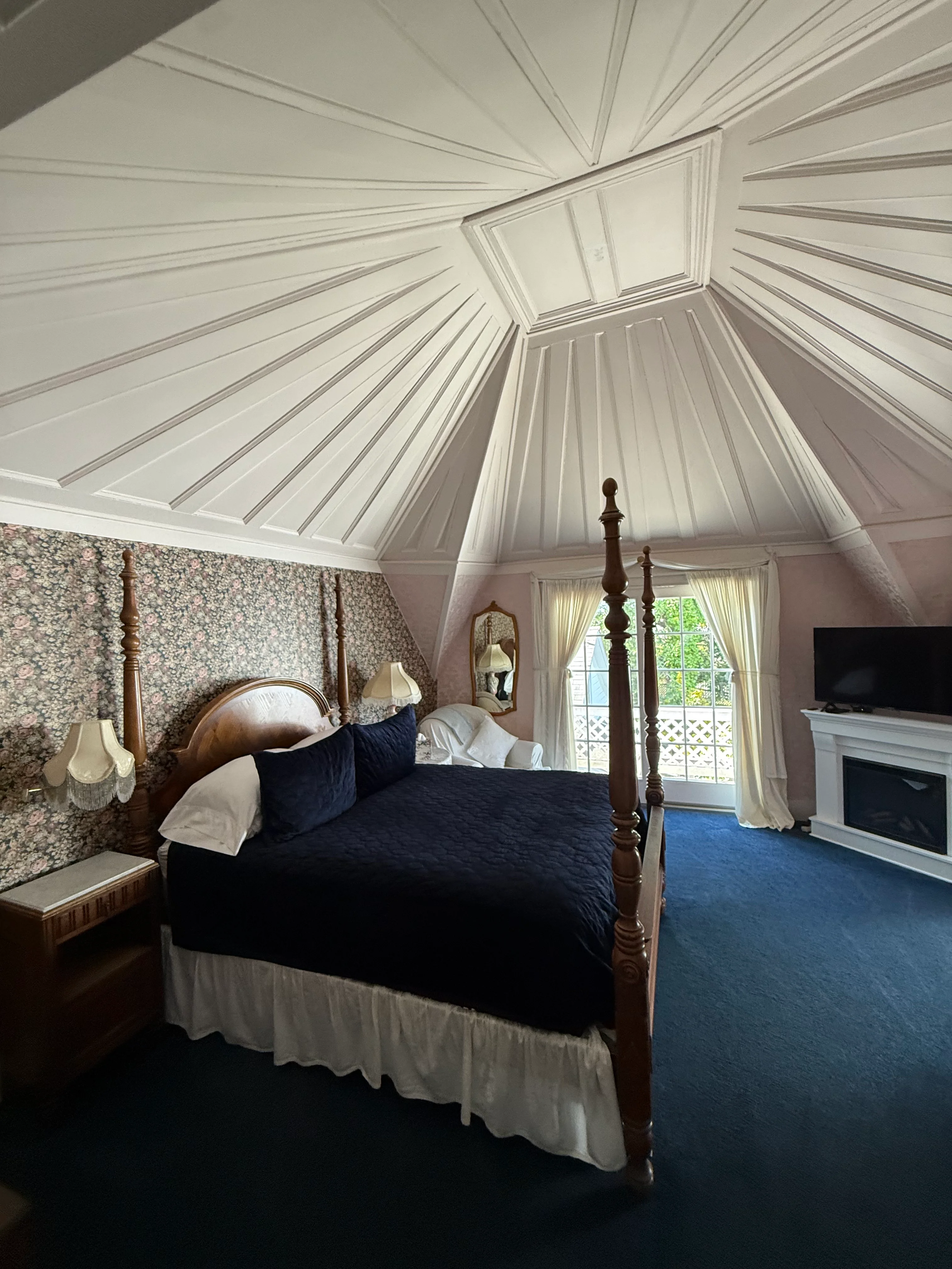 Shaw Suite view 2